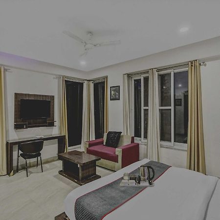 Townhouse 22956 Hotel Grand Residency Δελχί Εξωτερικό φωτογραφία