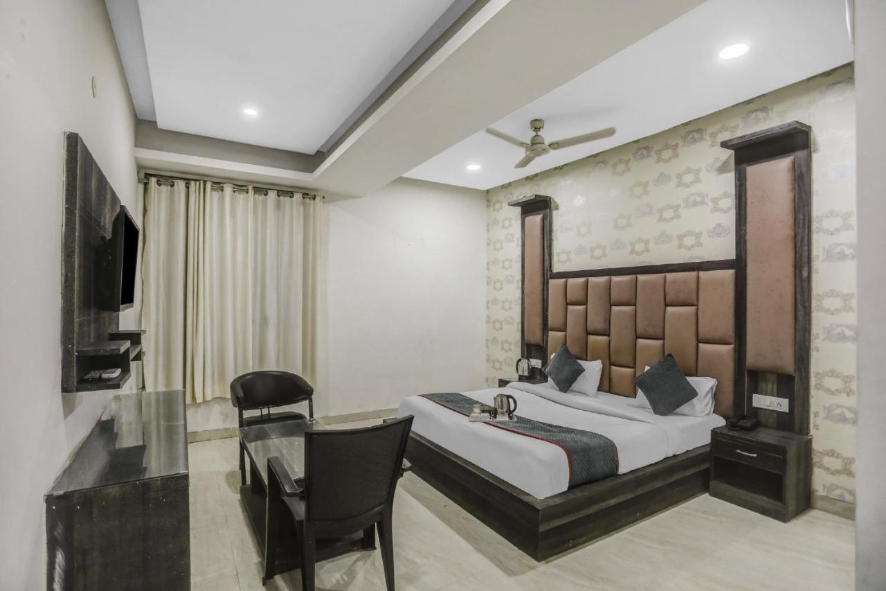 Townhouse 22956 Hotel Grand Residency Δελχί Εξωτερικό φωτογραφία