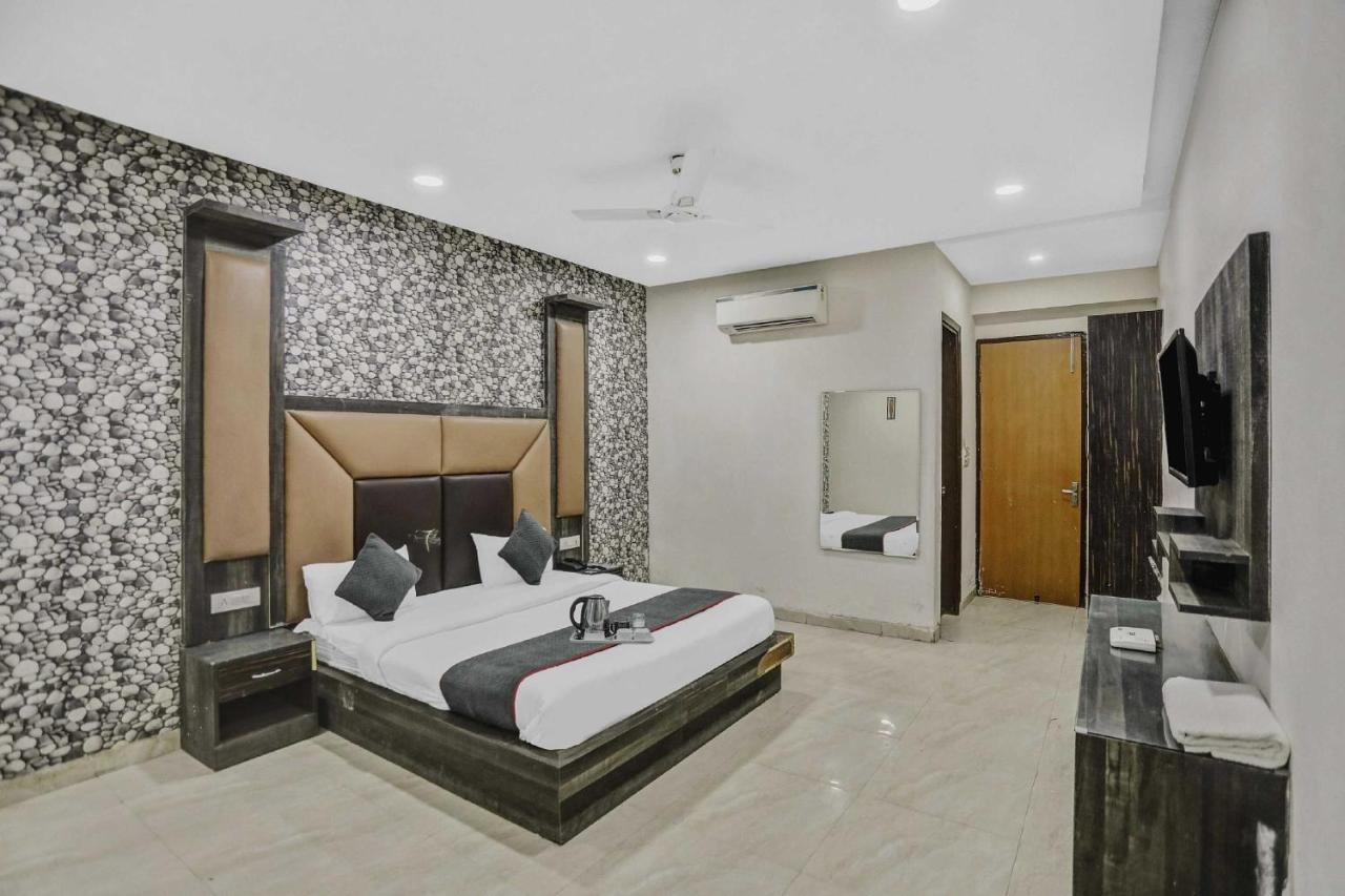 Townhouse 22956 Hotel Grand Residency Δελχί Εξωτερικό φωτογραφία