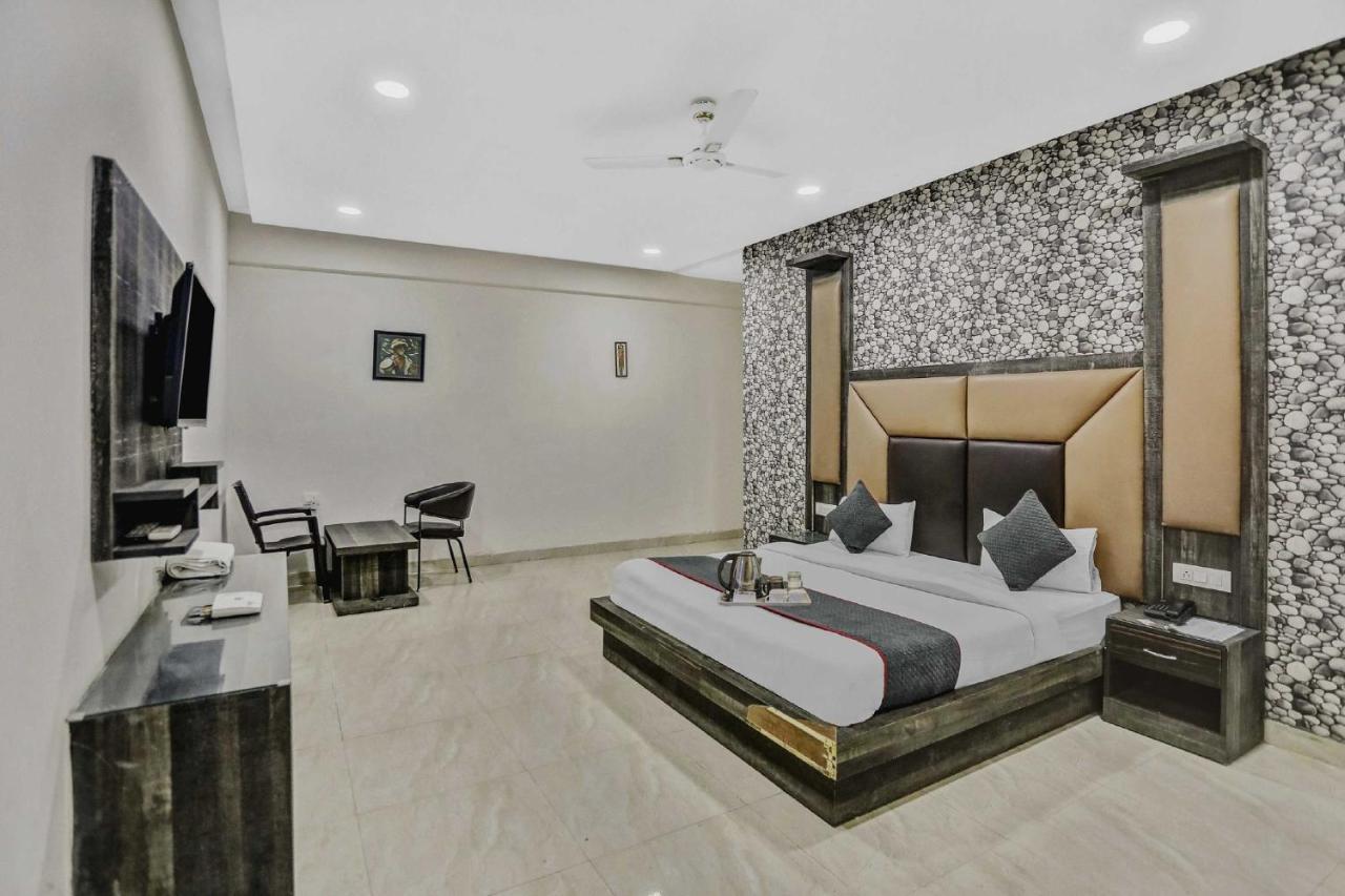 Townhouse 22956 Hotel Grand Residency Δελχί Εξωτερικό φωτογραφία