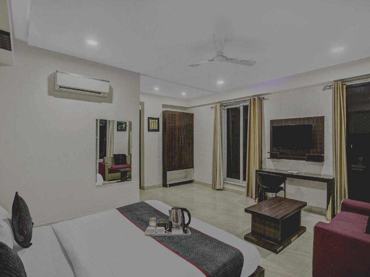 Townhouse 22956 Hotel Grand Residency Δελχί Εξωτερικό φωτογραφία