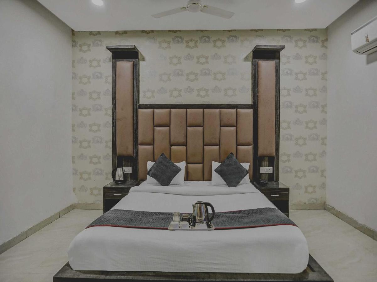 Townhouse 22956 Hotel Grand Residency Δελχί Εξωτερικό φωτογραφία