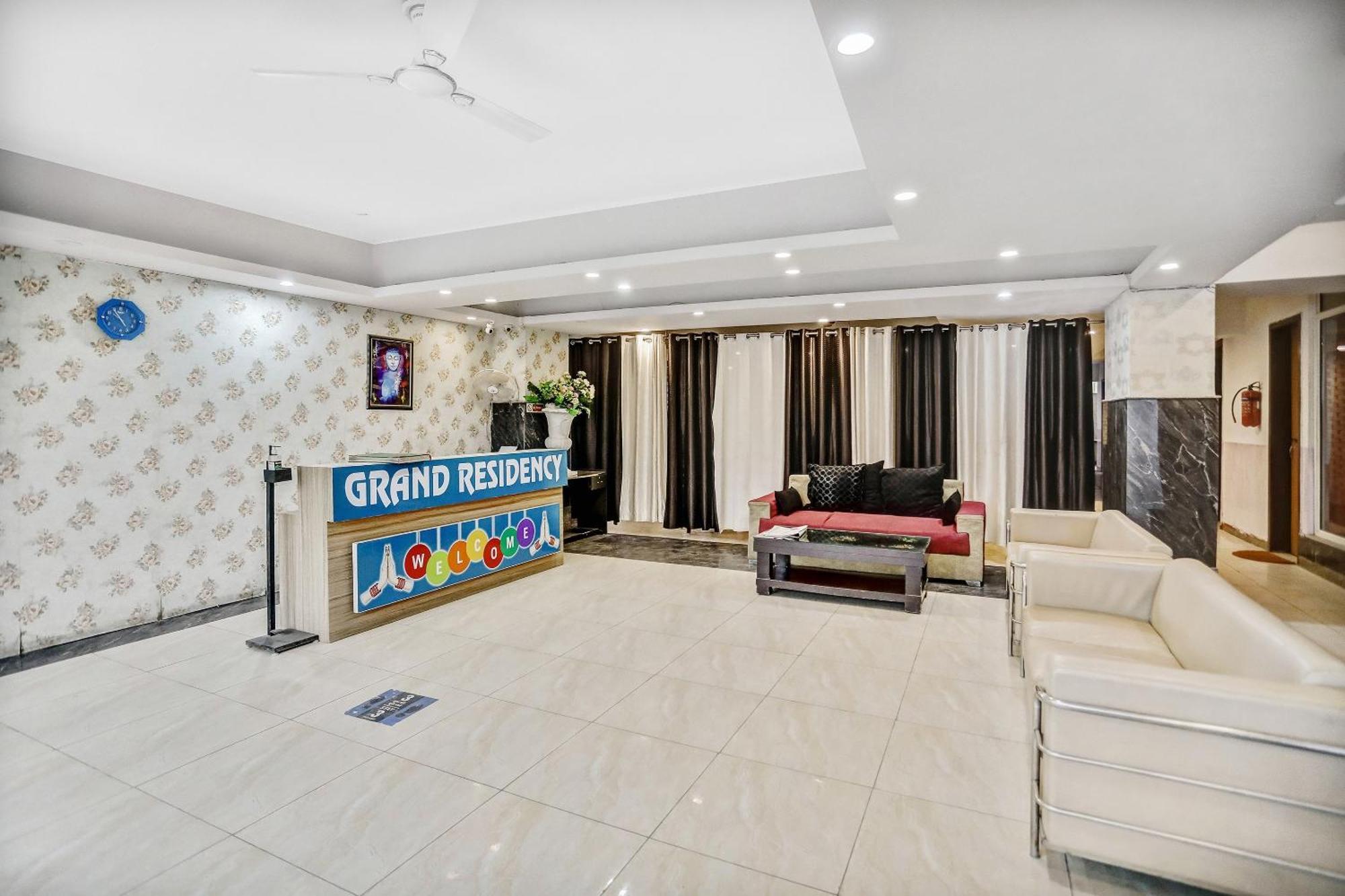 Townhouse 22956 Hotel Grand Residency Δελχί Εξωτερικό φωτογραφία