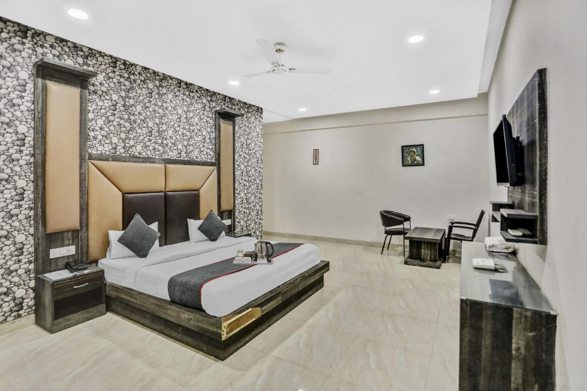 Townhouse 22956 Hotel Grand Residency Δελχί Εξωτερικό φωτογραφία