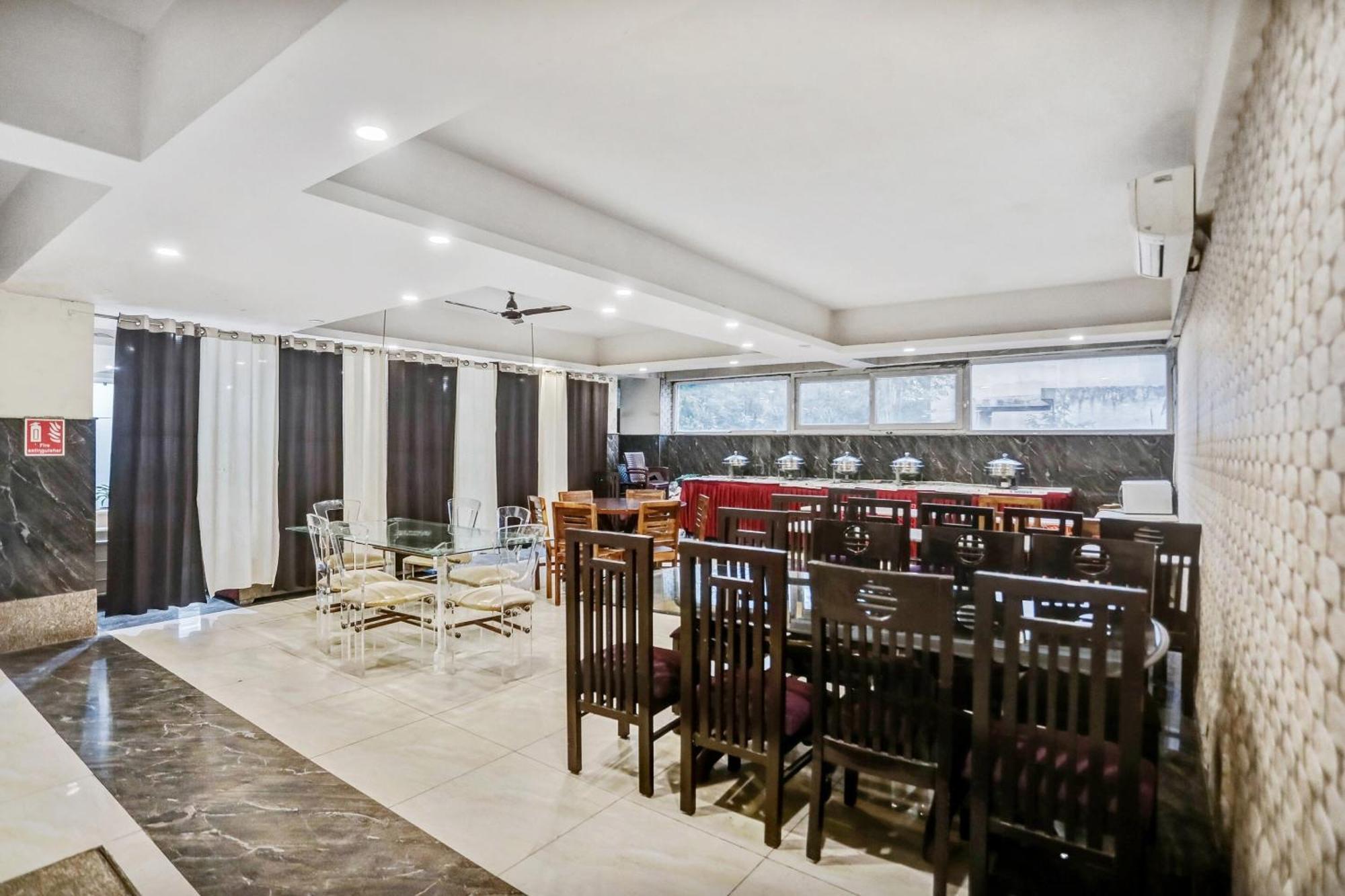Townhouse 22956 Hotel Grand Residency Δελχί Εξωτερικό φωτογραφία