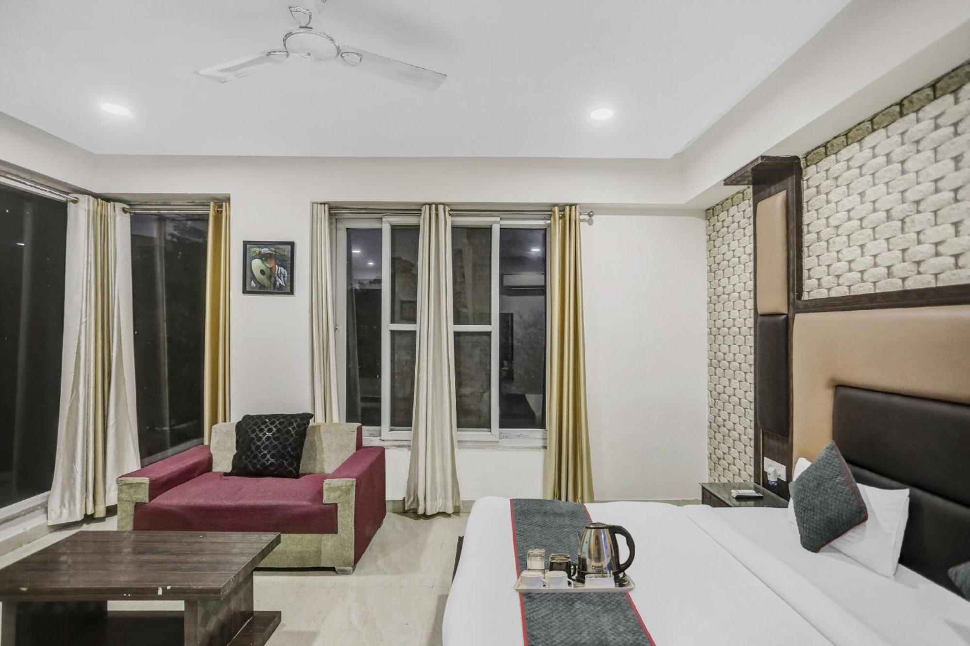 Townhouse 22956 Hotel Grand Residency Δελχί Εξωτερικό φωτογραφία