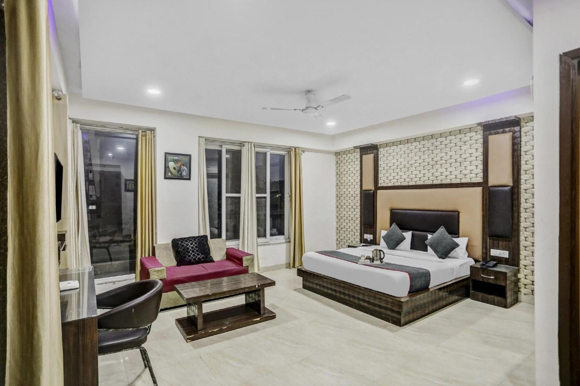 Townhouse 22956 Hotel Grand Residency Δελχί Εξωτερικό φωτογραφία